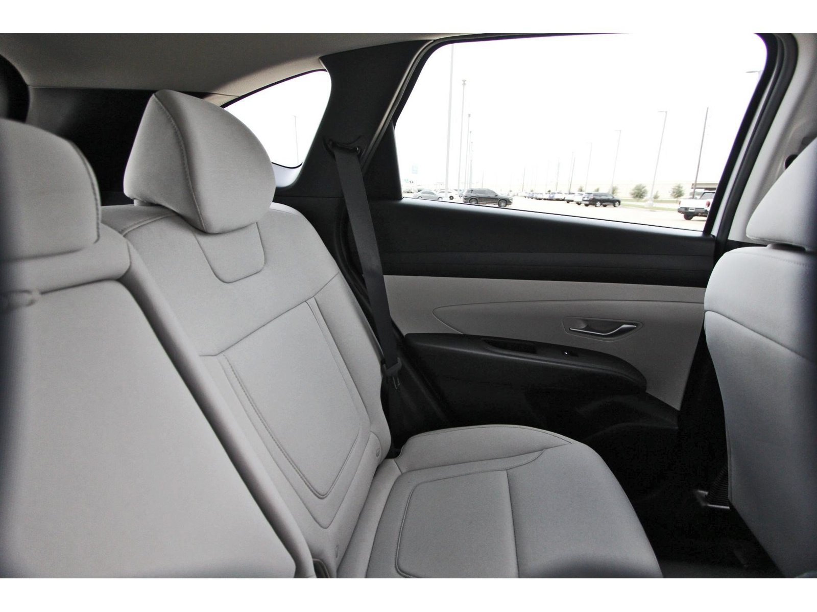 Used 2026 Hyundai Tucson SE FWD image 12