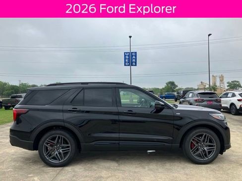 New 2026 Ford Explorer ST-Line RWD image 8