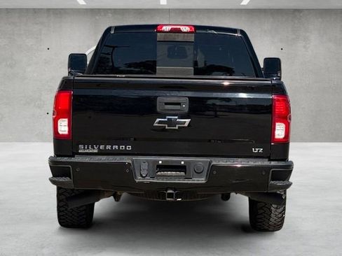 Used 2017 Chevrolet Silverado 1500 LTZ Z71 w/ Midnight Edition AWD/4WD image 15