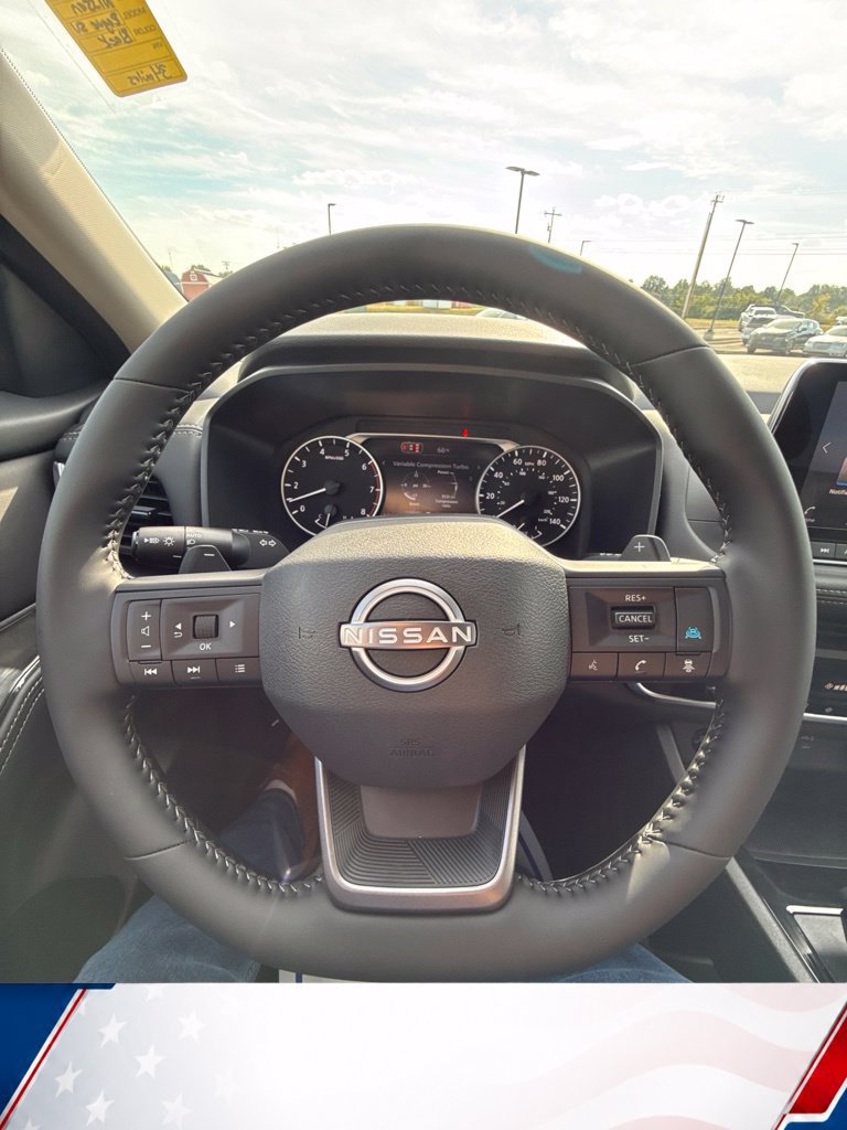 Used 2026 Nissan Rogue SV FWD image 16