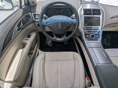 Certified 2019 Lincoln MKZ Reserve AWD/4WD image 16