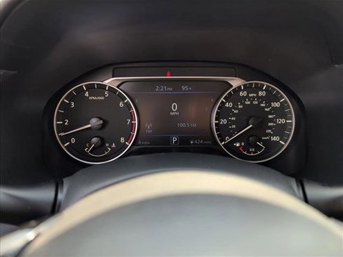 New 2025 Nissan Altima 2.5 SR image 10