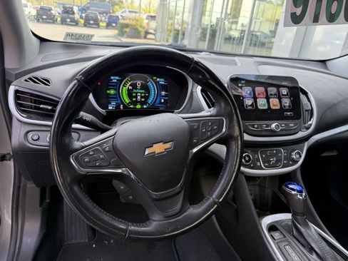 Used 2018 Chevrolet Volt LT w/ Comfort Package image 11