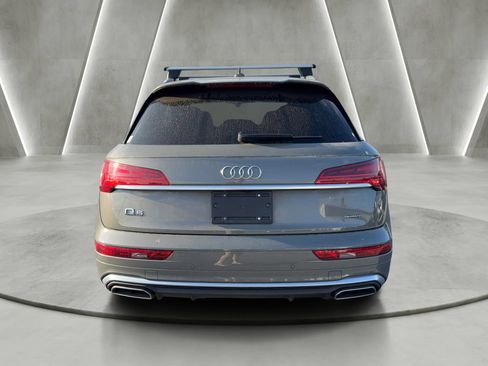 Used 2023 Audi Q5 2.0T Premium w/ Convenience Package AWD/4WD image 6