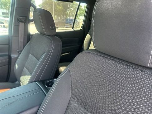 Used 2024 Chevrolet Traverse LS FWD image 13
