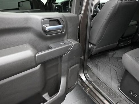 Used 2021 Chevrolet Silverado 1500 Custom w/ Safety Confidence Package AWD/4WD image 18
