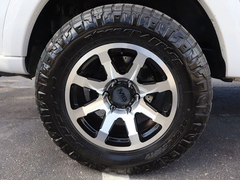 Used 2003 Toyota Sequoia Limited image 43