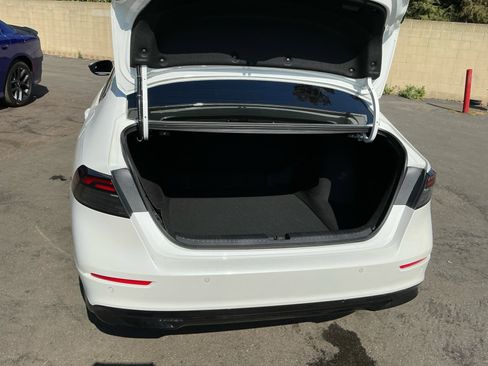 Used 2024 Honda Accord EX-L image 25