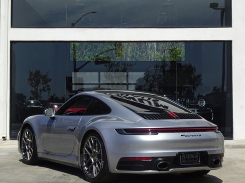 Used 2021 Porsche 911 Carrera 4S AWD/4WD image 4