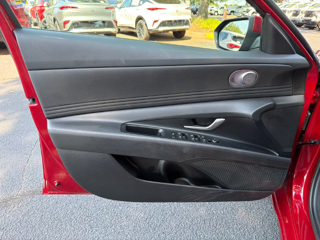 Used 2024 Hyundai Elantra SEL w/ Convenience Package FWD image 10