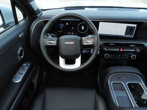 Used 2026 Hyundai Palisade Calligraphy FWD image 23