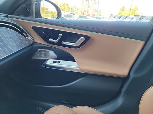 New 2025 Mercedes-Benz E 350 4MATIC Sedan image 26
