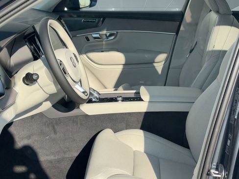 New 2026 Volvo XC90 B6 Ultra image 5