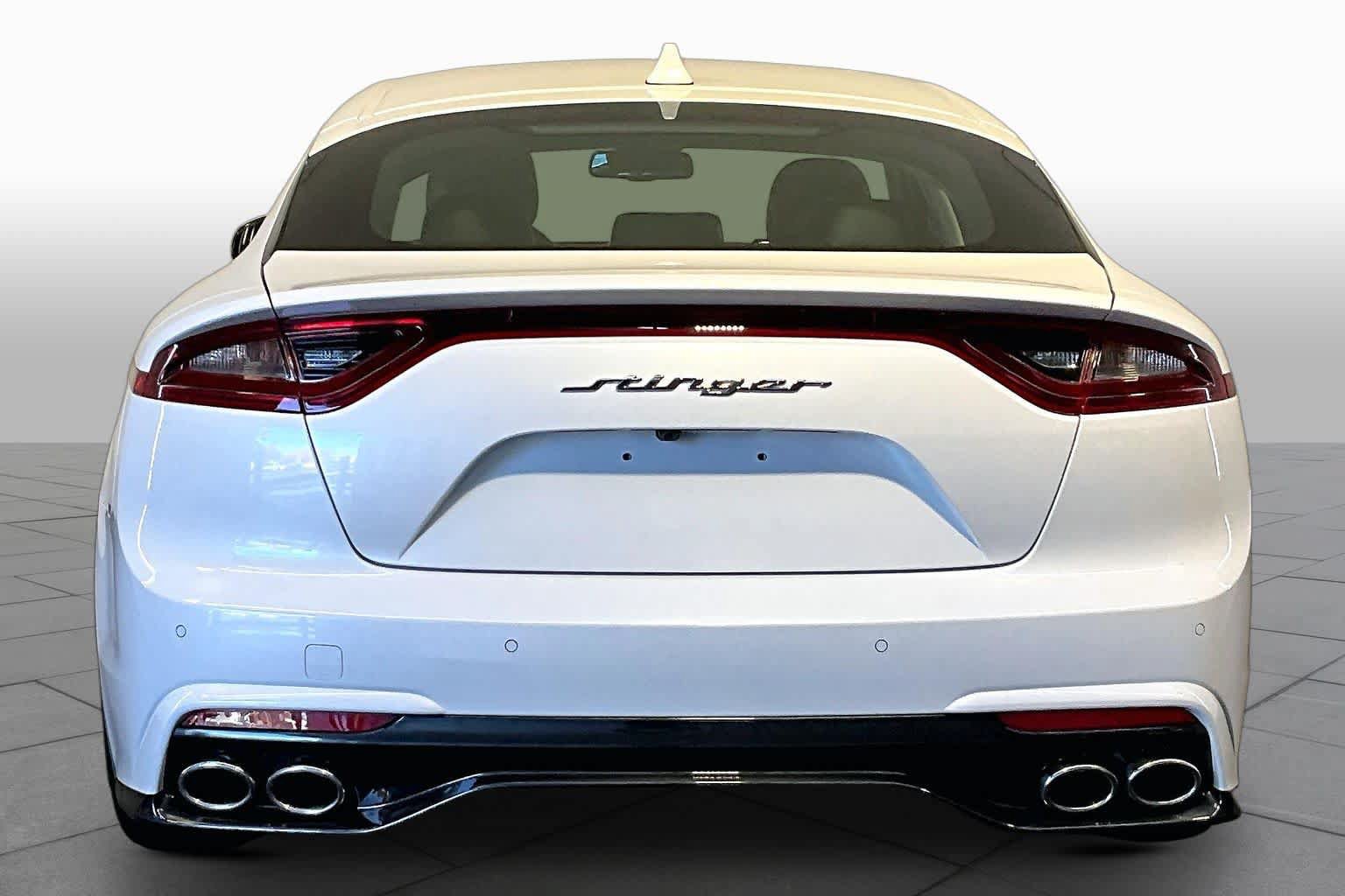 Used 2019 Kia Stinger RWD image 4