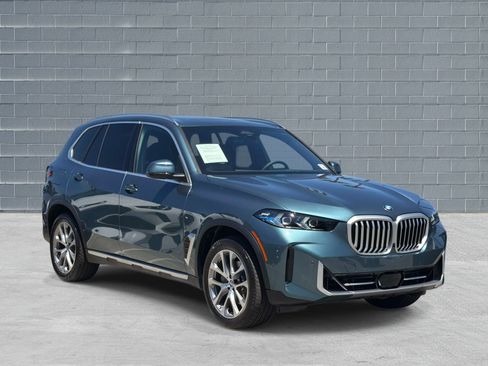 Used 2026 BMW X5 xDrive40i AWD/4WD image 1