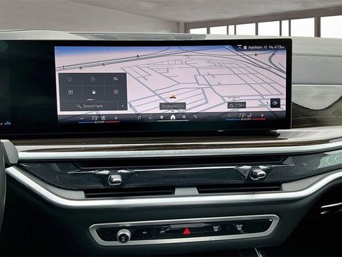 Used 2025 BMW X7 xDrive40i image 6