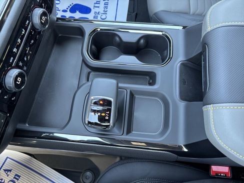 New 2026 Chevrolet Silverado 1500 ZR2 AWD/4WD image 23