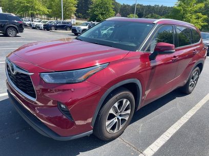 Used 2022 Toyota Highlander XLE