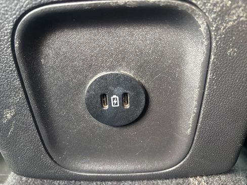 Used 2023 Ford Escape Platinum image 37