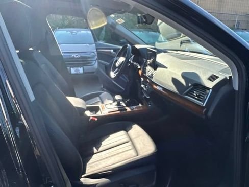 Used 2023 Audi Q5 2.0T Premium Plus w/ Premium Plus Package AWD/4WD image 38
