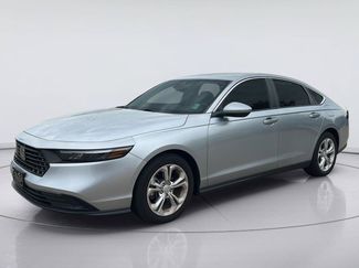 Used 2025 Honda Accord LX video 1