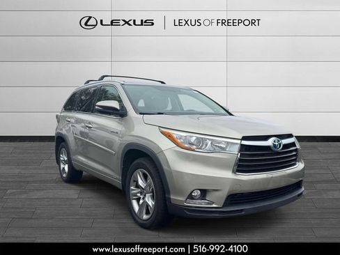 Used 2016 Toyota Highlander Limited w/ Protection Package #3 AWD/4WD image 1