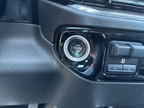 Used 2024 Chevrolet Silverado 2500 LTZ w/ LTZ Convenience Package image 37