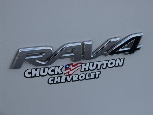 Used 2018 Toyota RAV4 Limited w/ Advanced Technology Package image 19