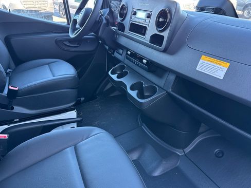 New 2025 Mercedes-Benz Sprinter 2500 image 14