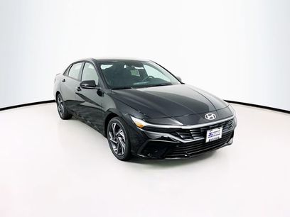 New 2025 Hyundai Elantra SEL w/ Cargo Package