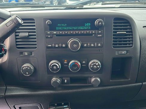 Used 2012 Chevrolet Silverado 1500 LT image 21