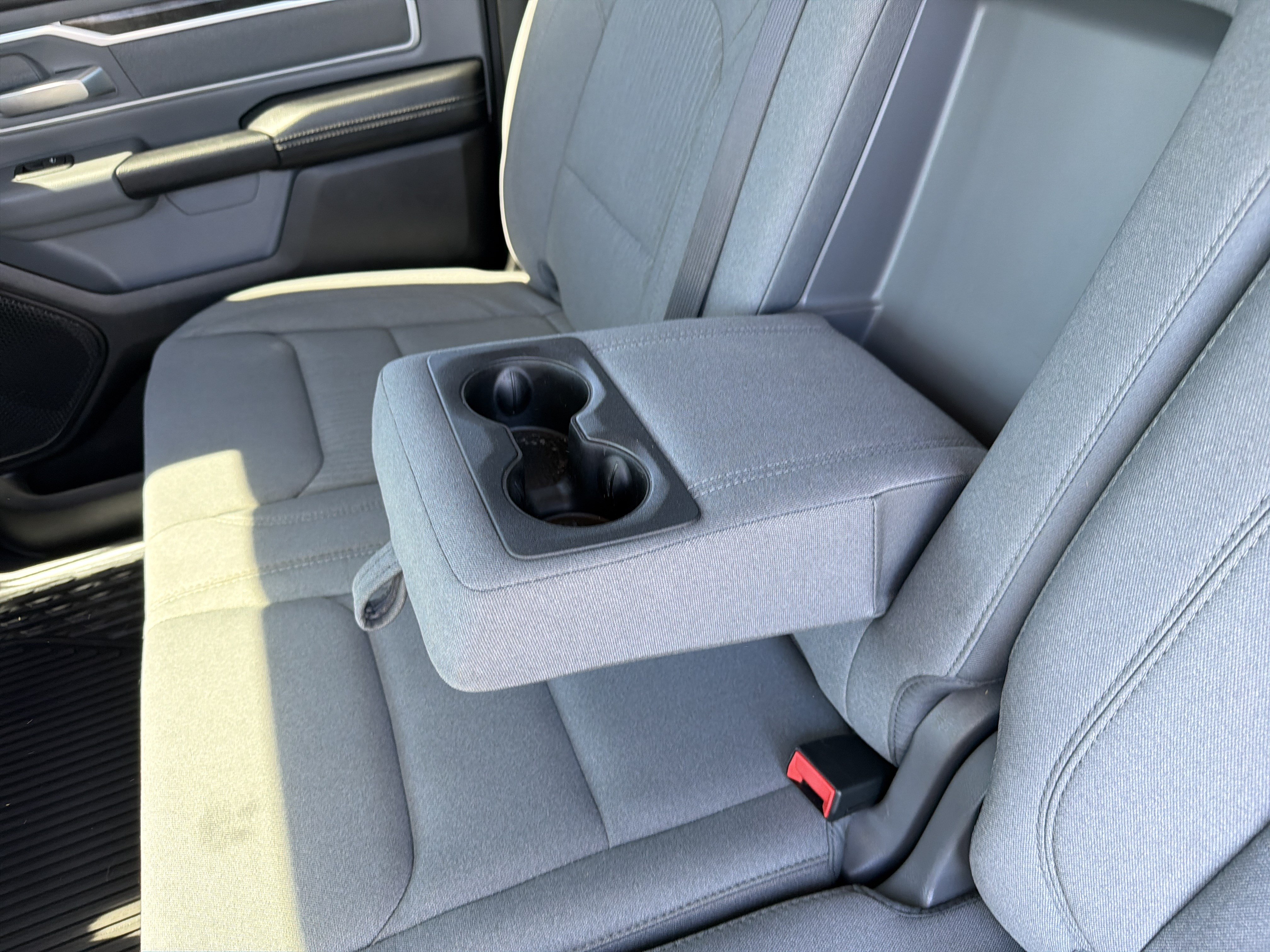 Used 2020 RAM 1500 Big Horn AWD/4WD image 14