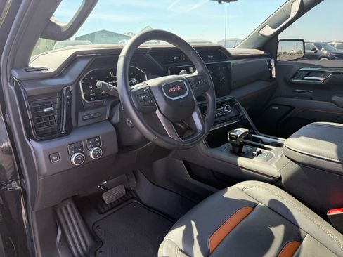 Used 2026 GMC Sierra 1500 AT4 w/ AT4 Premium Package AWD/4WD image 15