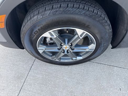 Used 2025 Chevrolet Blazer LT image 8