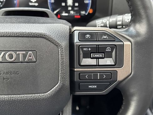 Used 2024 Toyota Land Cruiser image 27