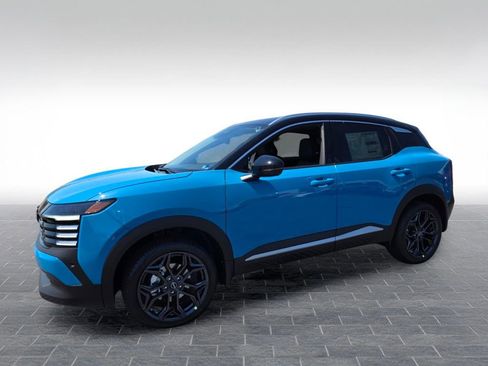 New 2026 Nissan Kicks SR w/ SR Premium Package AWD/4WD image 2