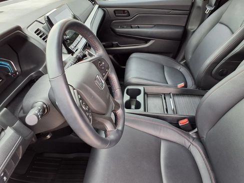 Used 2024 Honda Odyssey Sport image 16