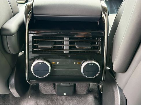New 2026 Land Rover Range Rover Sport Dynamic SE AWD/4WD image 19