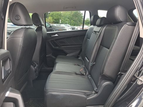 Used 2022 Volkswagen Tiguan SE FWD image 10
