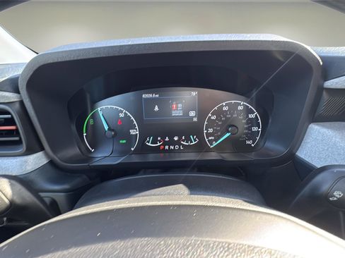 Used 2023 Ford Maverick XLT w/ XLT Luxury Package image 12