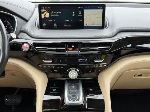Certified 2023 Acura MDX SH-AWD w/ Advance Package image 11