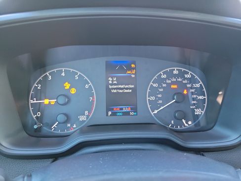 Used 2025 Toyota Corolla LE image 23