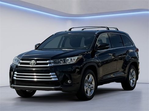 Used 2019 Toyota Highlander Limited image 7