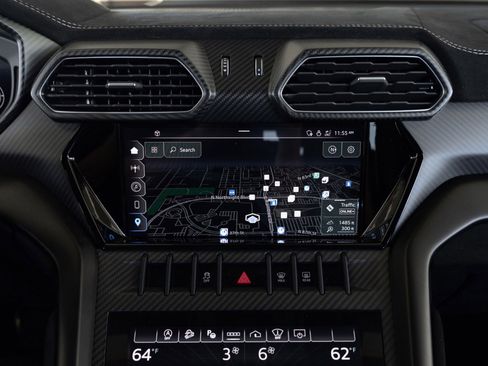 Used 2023 Lamborghini Urus Performante AWD/4WD image 38
