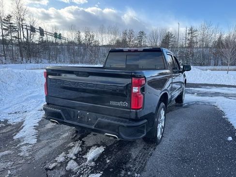 Used 2022 Chevrolet Silverado 1500 High Country w/ High Country Premium Package AWD/4WD image 5