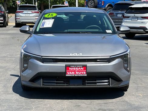 Used 2025 Kia K4 FWD image 12