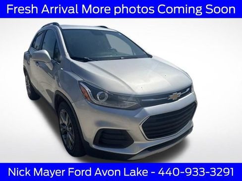 Used 2019 Chevrolet Trax LT w/ Driver Confidence Package FWD image 1