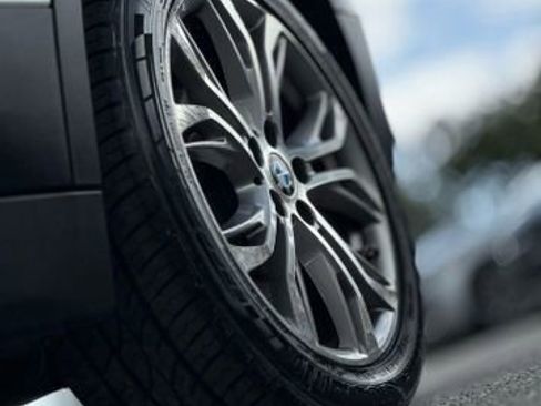 Used 2019 BMW X2 xDrive28i image 11