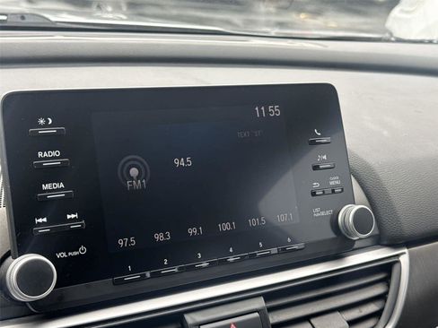 Used 2018 Honda Accord LX image 16