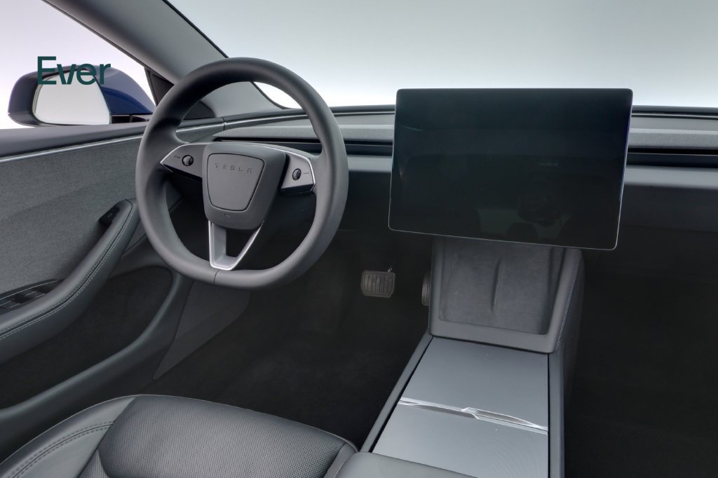 Used 2024 Tesla Model 3 Standard Range RWD image 25